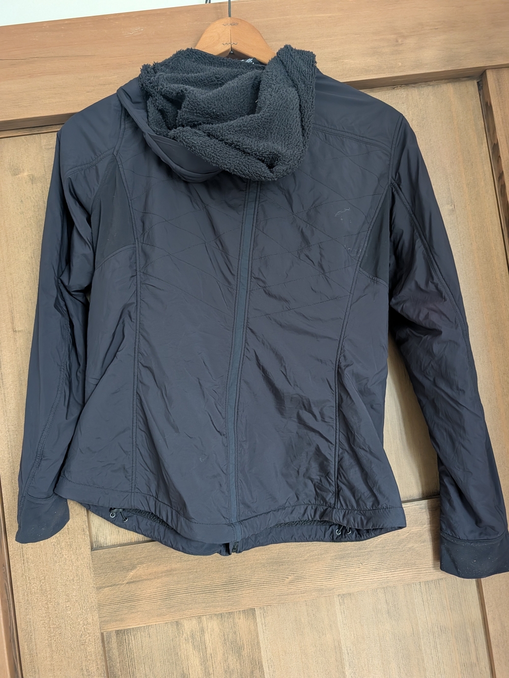 Kuhl Women's Black Hooded Performance Jacket - Picture 4 of 4